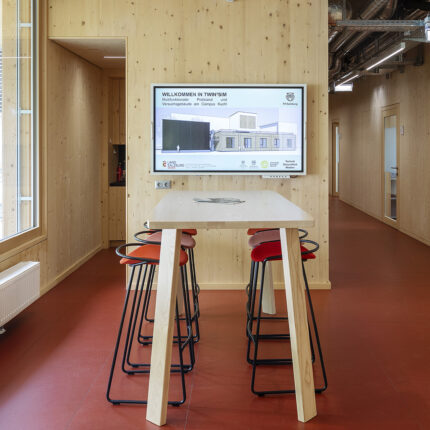 Twin²Sim Bürogebäude